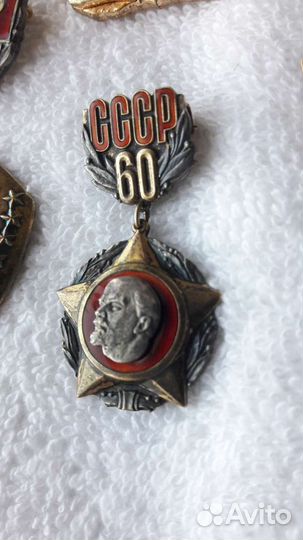 Нагрудные знаки