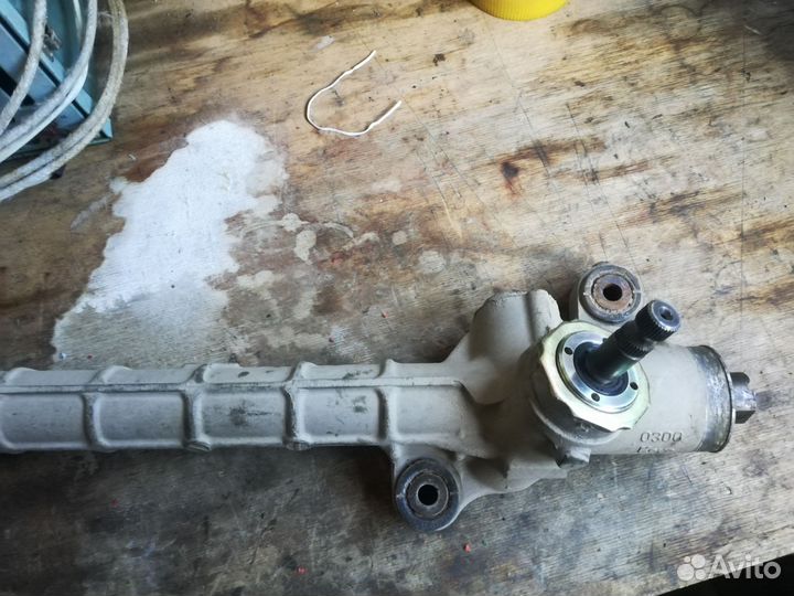 Рулевая рейка тойота авенсис2 1zz б/у оригинал