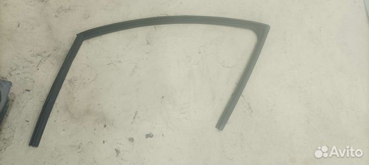 Уплотнительная резинка для авто