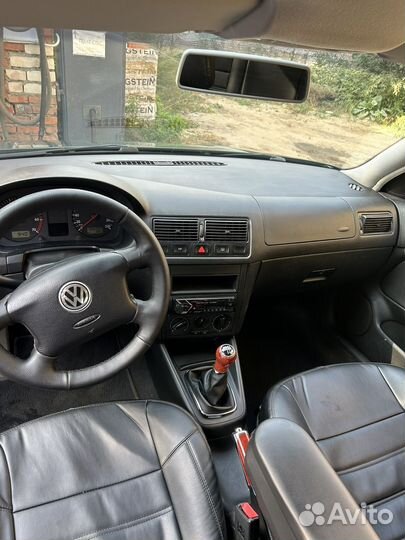 Volkswagen Golf 1.4 МТ, 2000, 326 000 км