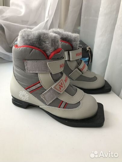 Лыжные ботинки р 29-30