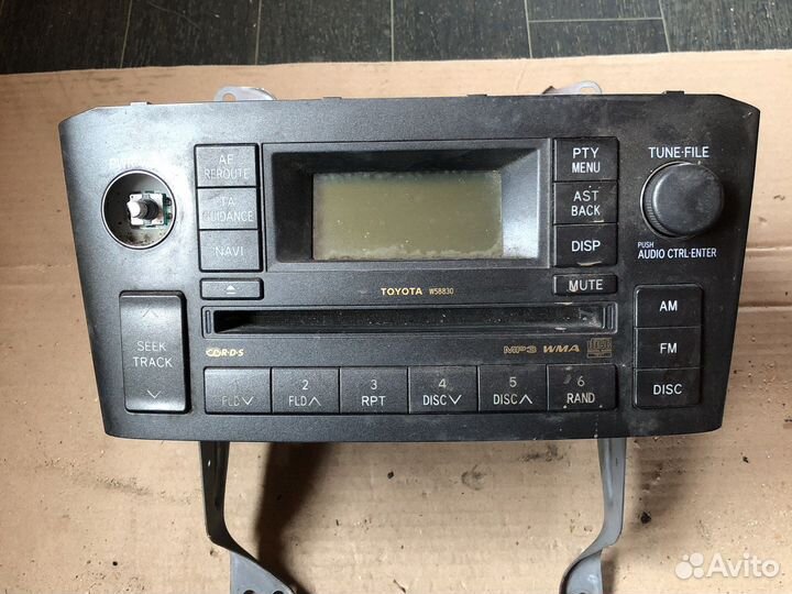 Toyota avensis магнитола