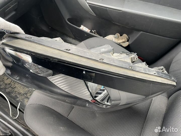 Передние фары Kia Picanto 2