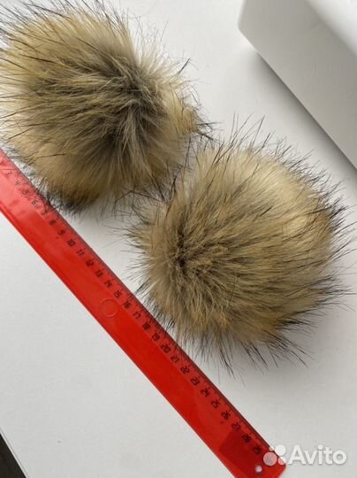 Помпон искусственный енот