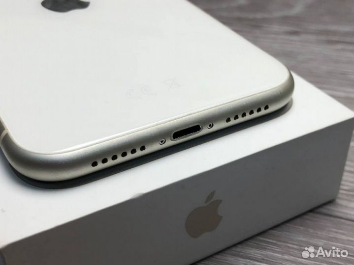 Смартфон Apple iPhone 11 4/128 гб, Dual: nano SIM