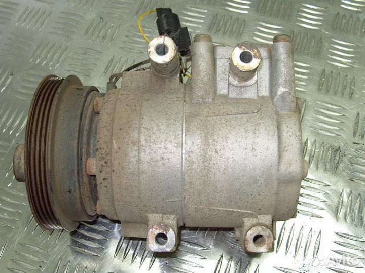 Компрессор кондиционера Hyundai Accent
