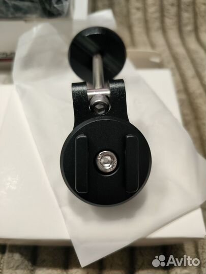 Держатель для телефона на руль мотоцикла