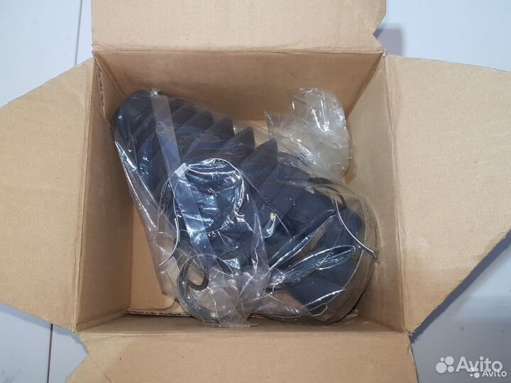 Пыльник шруса наружний Mazda CX-7 оригинал