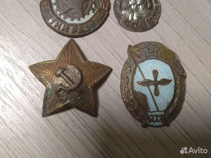 Знаки значки тяжёлые эмали СССР