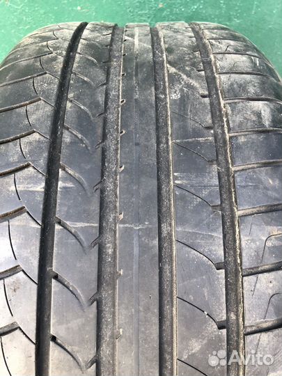 Goodyear EfficientGrip 275/40 R19 101Y