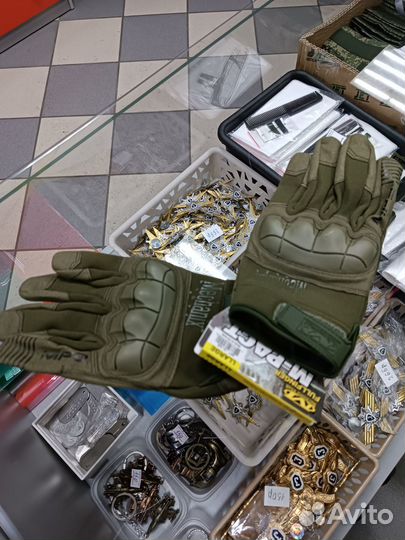 Перчатки тактические