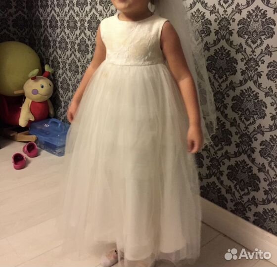 Платье белое детское 110