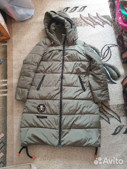 Пуховик женский