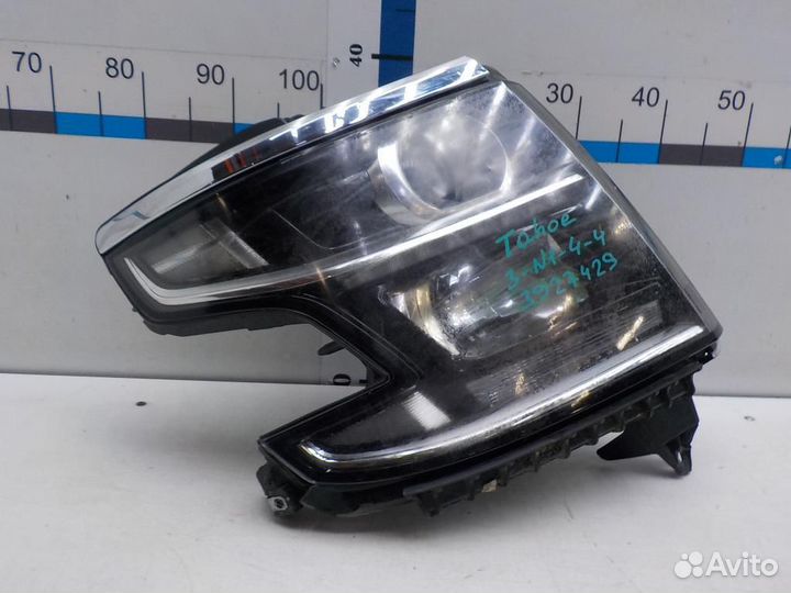 Фара правая Chevrolet Tahoe