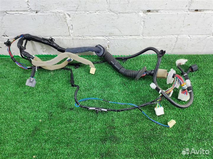 Проводка двери передней правой Subaru Legacy/ Out