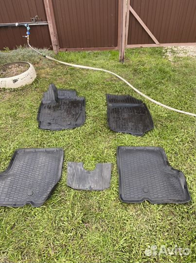 Коврики renault duster