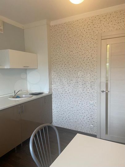 2-к. квартира, 56 м², 5/5 эт.