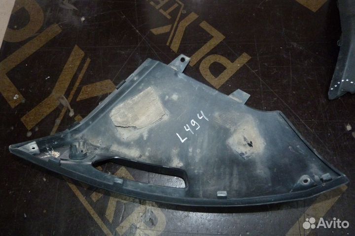 Накладка переднего бампера