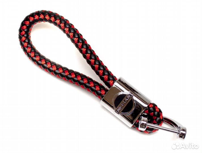 Автомобильный брелок Nissan (красно-черный)