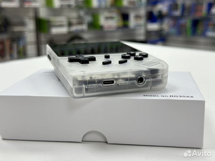 Anbernic RG35XX Прозрачный белый (64Gb) NEW