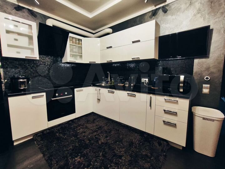 2-к. квартира, 73,4 м², 3/18 эт.