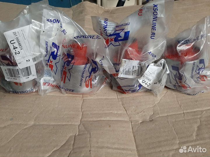 Задние сайленблоки hyundai Tucson