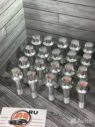 Колесный болт мерседес звезда цельнометаллический