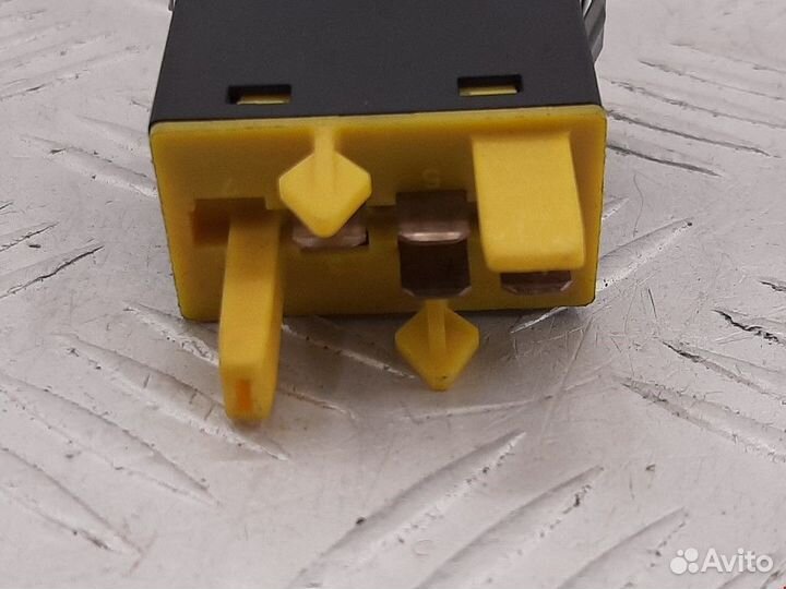 Кнопка противотуманных фар Audi A6 4A/C4 1995