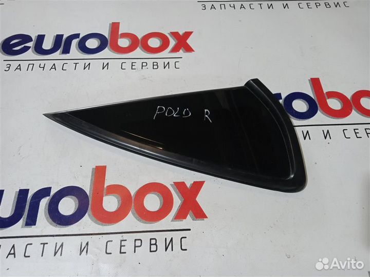 Стекло кузовное глухое правое VW Polo (Sed RUS) 2