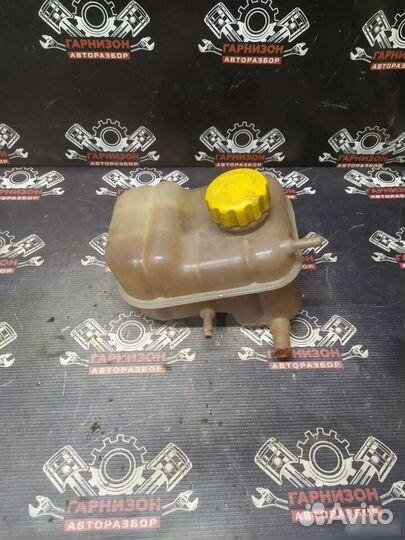 Расширительный бачок Шевроле Лачетти