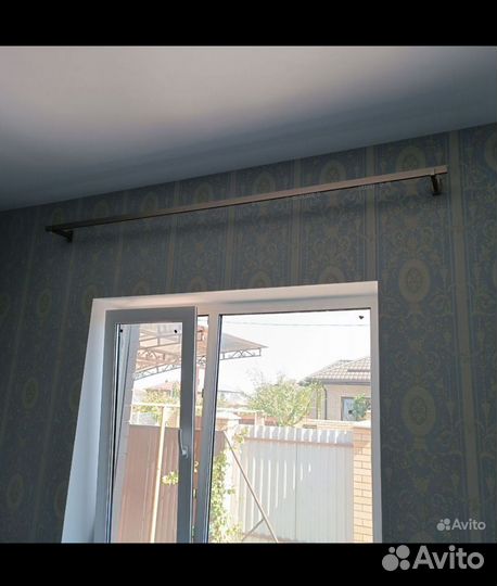 Установка жалюзи, карнизов, рулонных штор