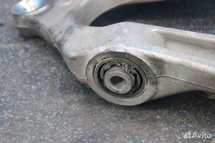 Рычаг Mercedes-Benz M-Class (Мерседес М-класс) W16