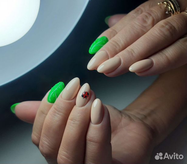 Маникюр. Наращивание ногтей