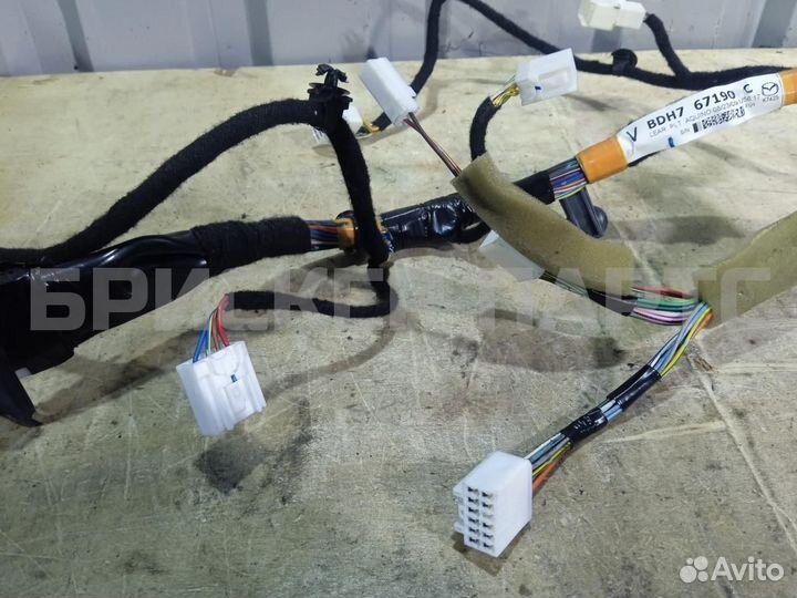 Проводка двери прав Мазда 3 BL