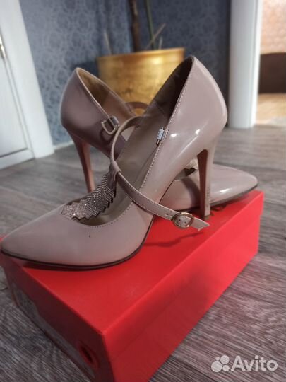 Туфли женские 36 37 размер