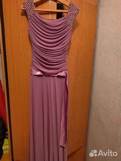 Вечернее платье