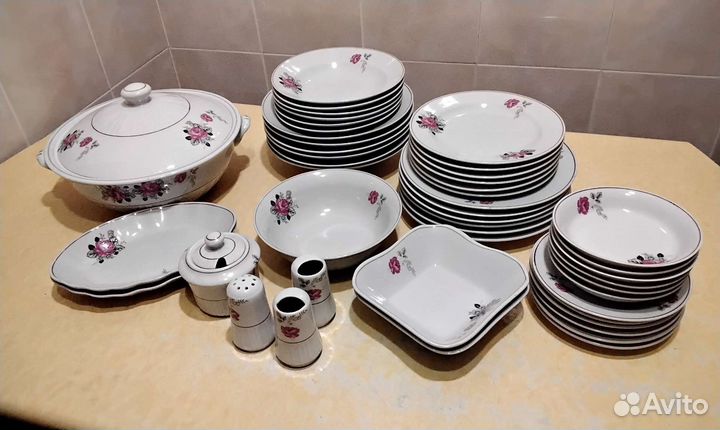 Посуда тарелки фарфор