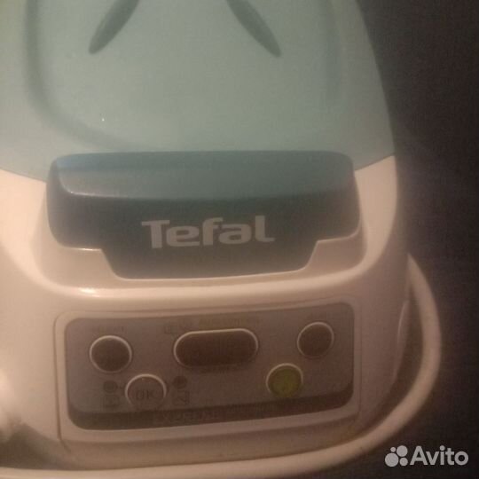Утюг с парогенератором tefal
