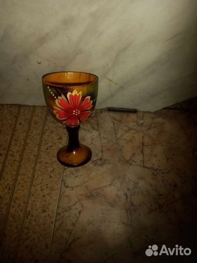 Деревянный стакан