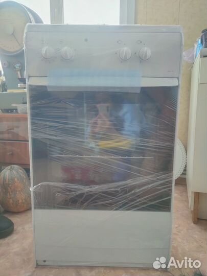 Газовая плита с электрической духовкой