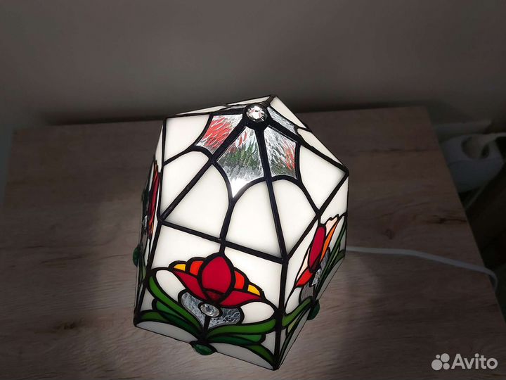Светильник , лампа настольная Тиффани