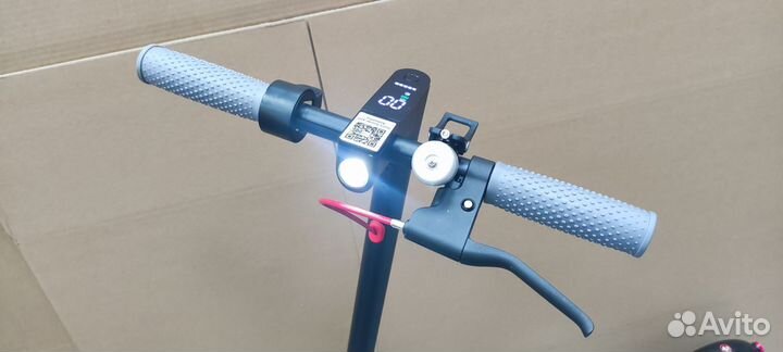 Электросамокат Новый 350Вт. 7,5Ah