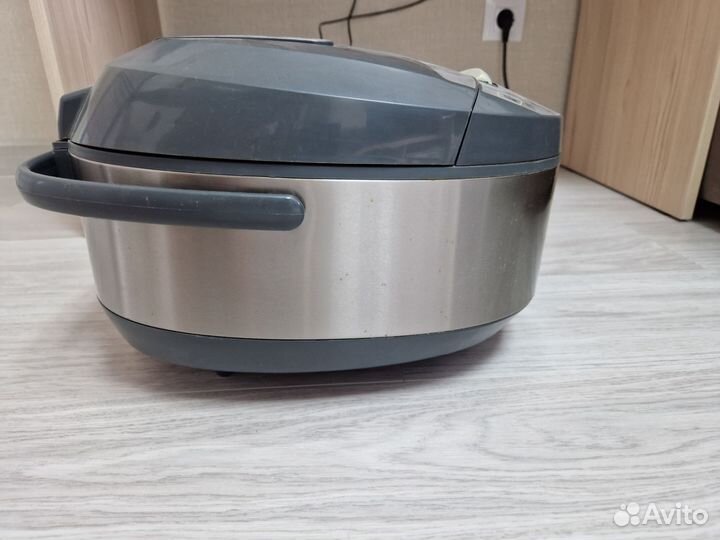 Мультиварка redmond