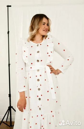 Платье из муслина с рюшами,красные сердечки,р42-44