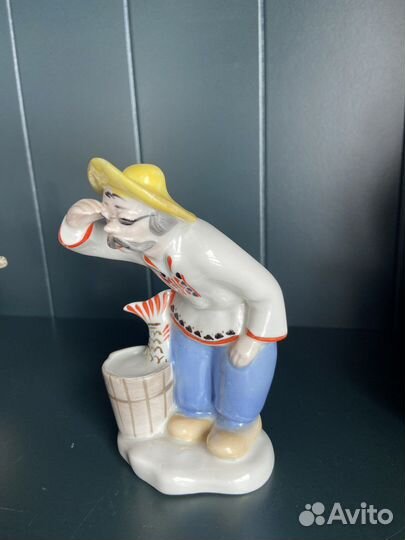 Фарфоровые статуэтки