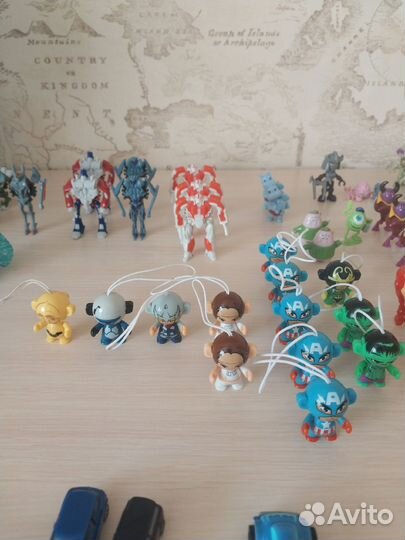 Игрушки из киндера