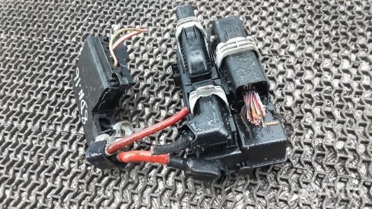 Блок предохранителей opel corsa D (8DN16M101)