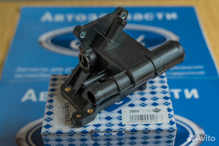 Тройник системы охлаждения Форд Фокус 2, Мондео 4