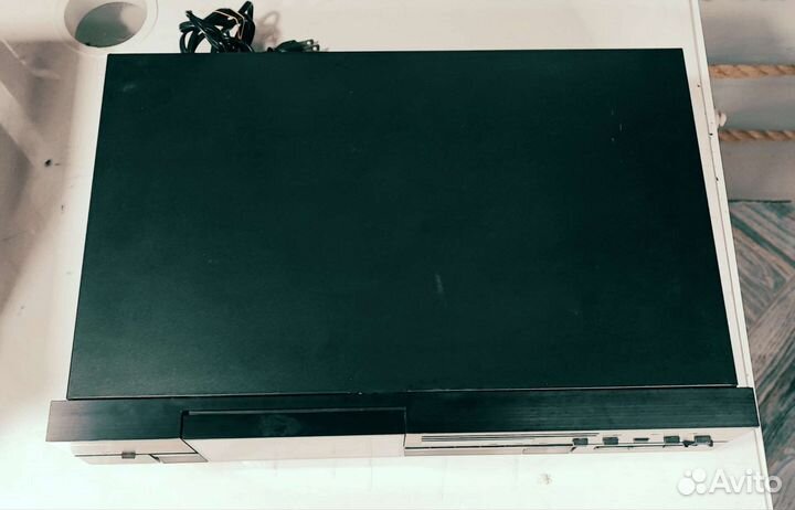 Кассетная дека Teac R666X