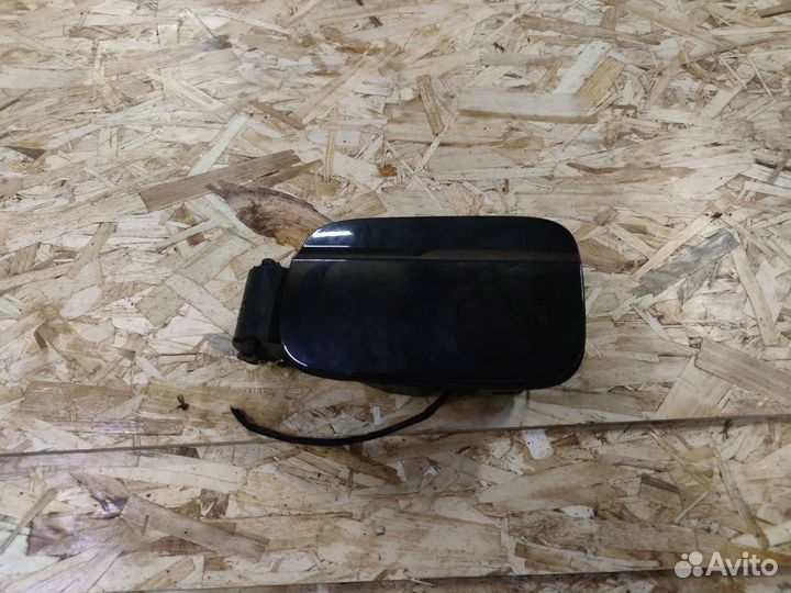 Лючок топливного бака Mercedes-Benz C-Класс